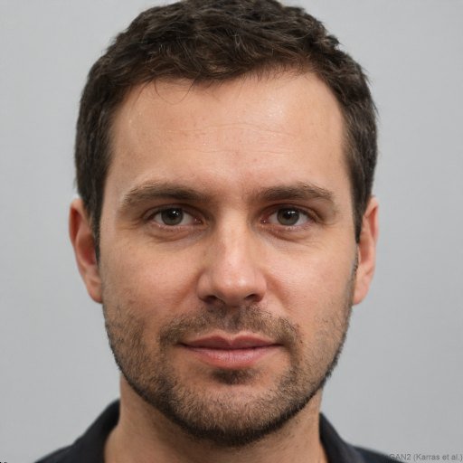 Hugo L.